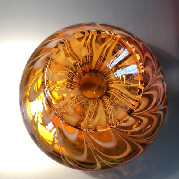 Optic Art Glass Handblown Globe Vase Amber White Swirl - Picture 4 of 6
